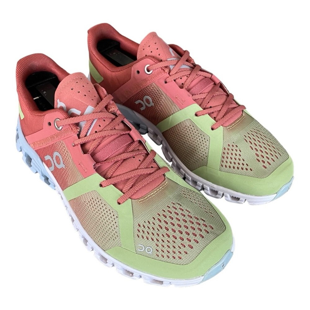 Oncloud Cloudflow Running Shoes Sz Womens  guava dust rose Sz 10